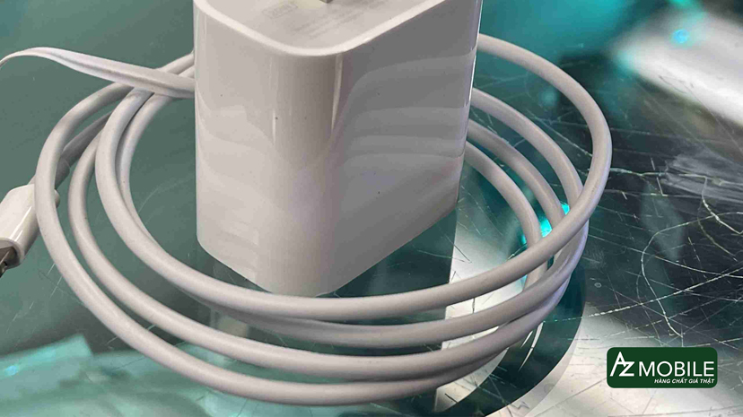 2. Kiểm tra dây sạc.jpg