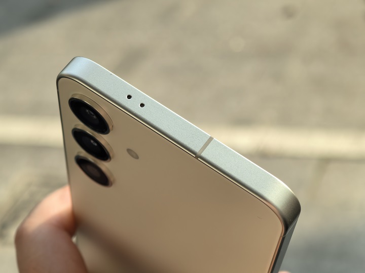 S24 Plus xách tay Mỹ 512gb sở hữu viền máy nhôm Armor bền bỉ