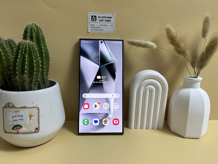 s24 ultra sở hữu màn hình sống động